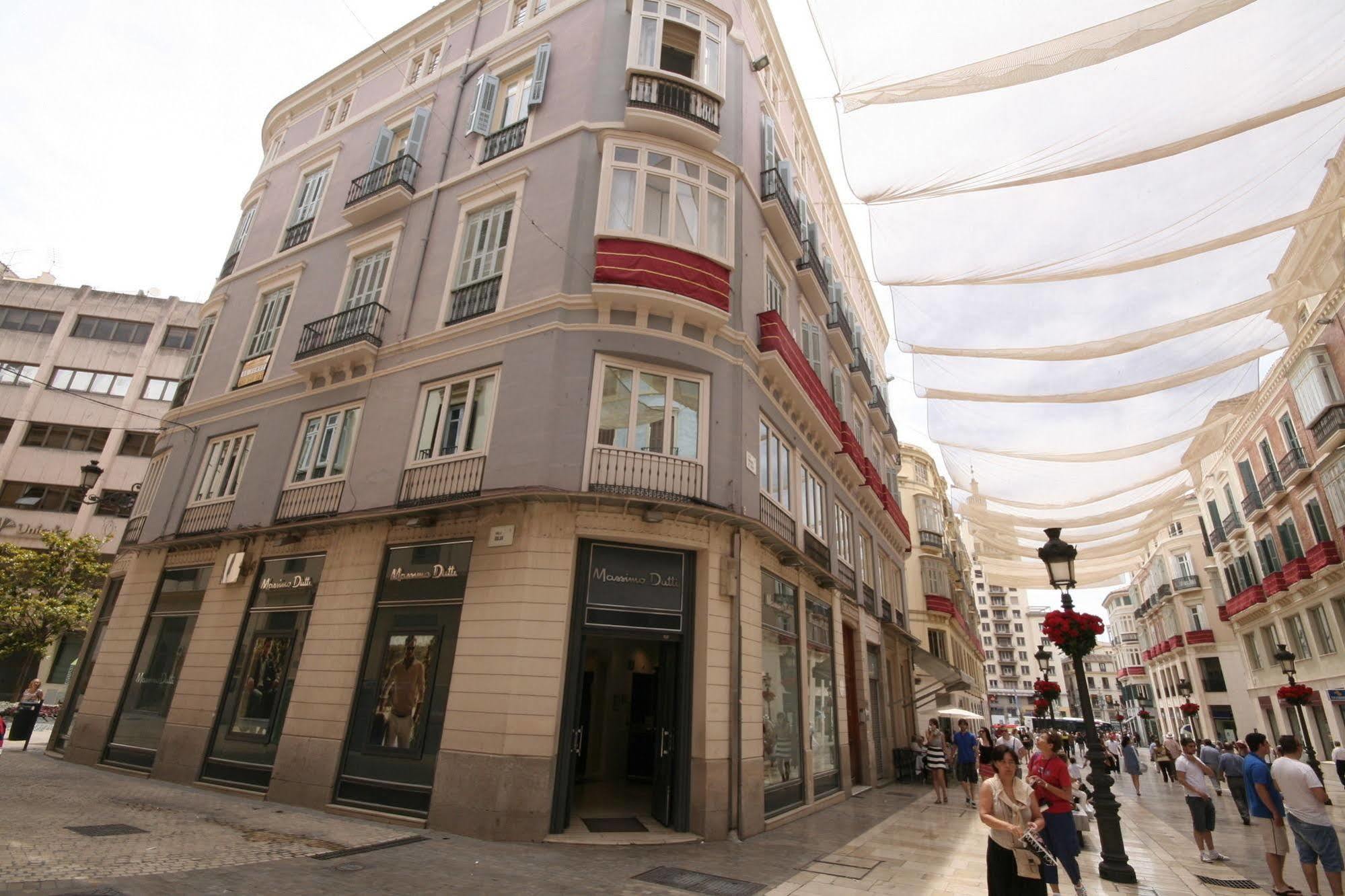 Apartamentos Calle Larios Malaga Exterior photo